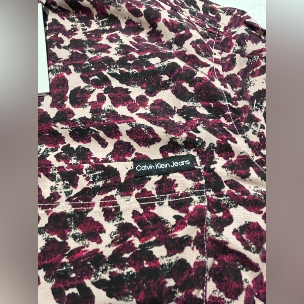 Calvin Klein Jeans Women's Animal Print Shirt Small, Long Sleeve | New - Picture 10 of 15